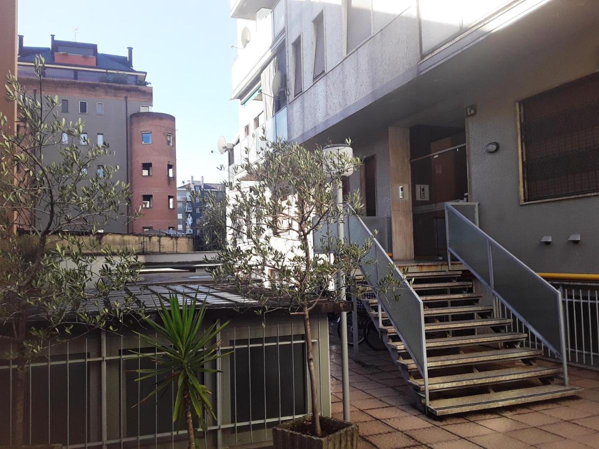 Camera A Milano Zona Nolo Cimiano公寓 外观 照片